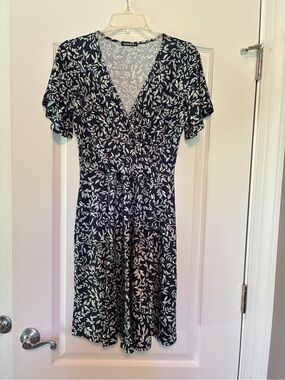 Navy Floral Casual Dress